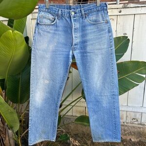 Vintage 1983 Levi’s 501 Made in USA Light Wash Jeans 36x34 (Fits 34x28)